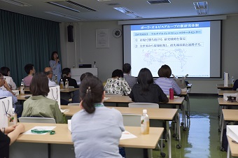 リンクルショットの開発リーダー末延より、これからの研究開発についてプレゼンテーション。